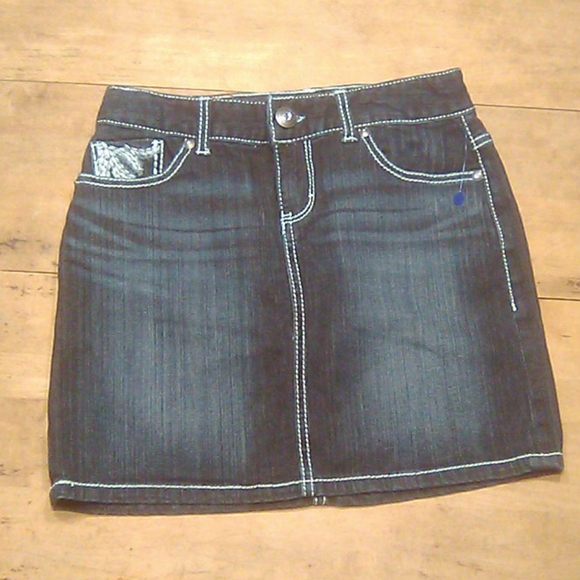 Maurices Dresses & Skirts - 🔴maurices denim skirt